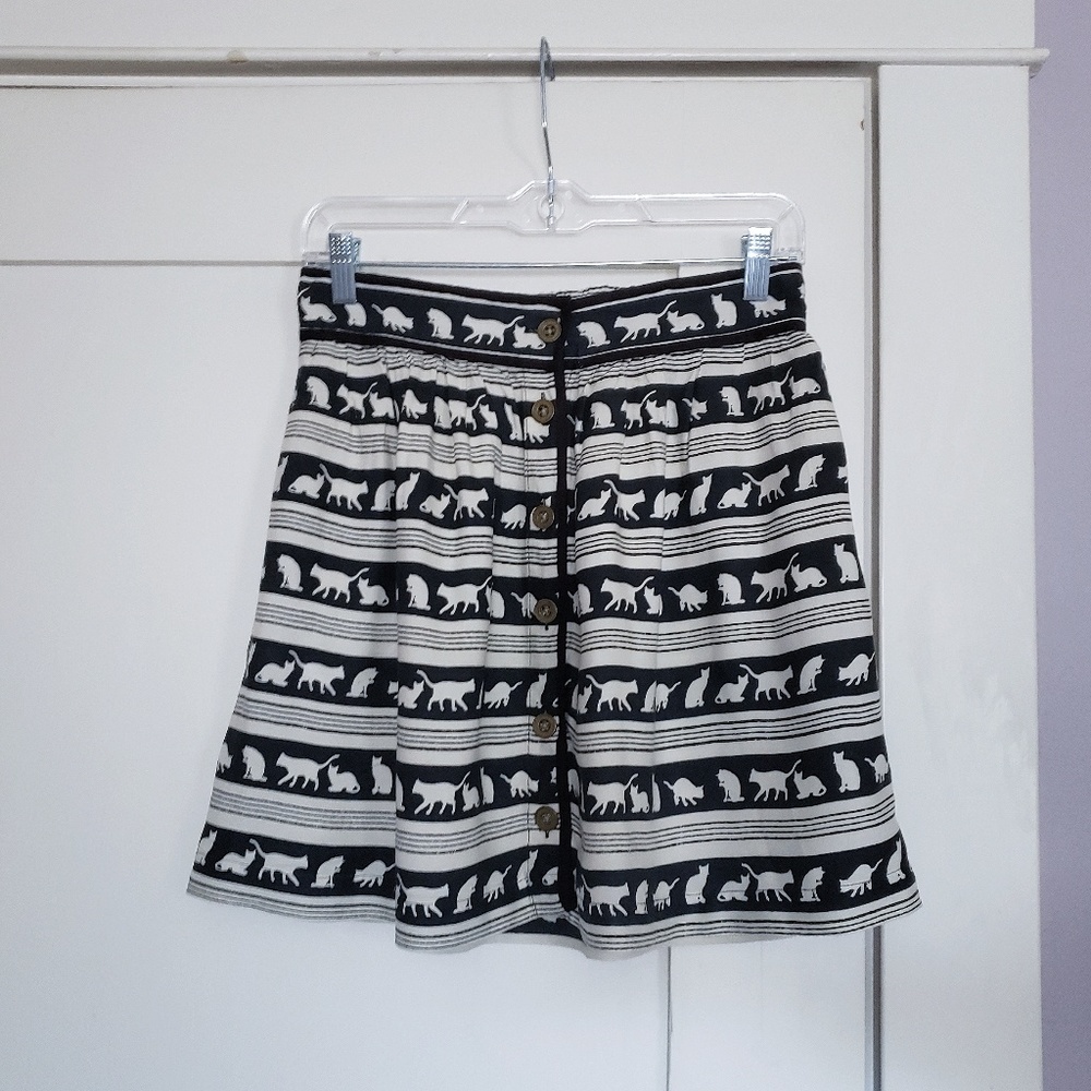 uo cat print skirt 😽